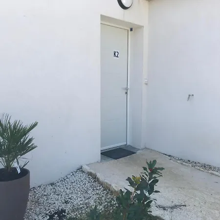 Mini Villa K2 Bonifacio  Exterior photo